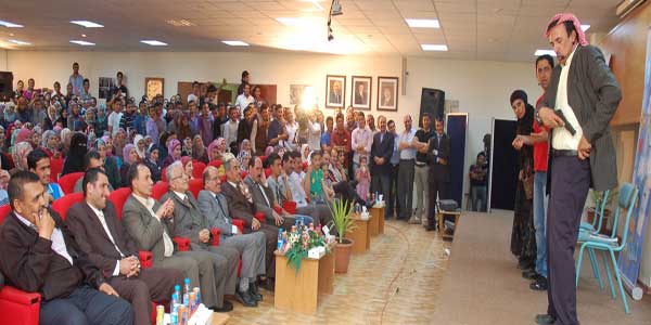 "زعل وخضرا " يقدمان مسرحية في "الطفيلة التقنية " "زعل وخضرا " يقدمان مسرحية في "الطفيلة التقنية "
