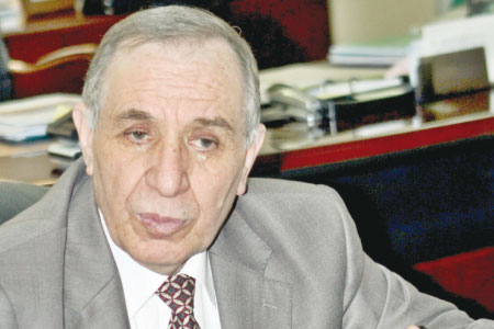 ابو قورة يبحث مع نظيره المصري التعاون بين البلدين في مجال الطاقة والغاز  