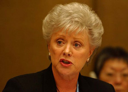 الاميرة منى تطلق استراتيجية التمريض 2011-2015  