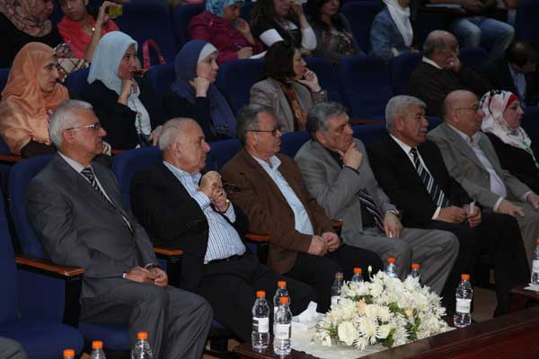 رئيس جامعة البترا يرعى فعاليات اليوم العلمي الثاني لمكافحة التدخين، في الجامعة رئيس جامعة البترا يرعى فعاليات اليوم العلمي الثاني لمكافحة التدخين، في الجامعة