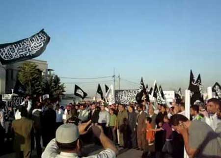 اعتصام حزب التحرير قبالة السفارة السورية في عمان ( شاهدوا الفيديو )