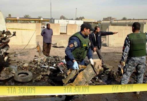 مقتل ما لا يقل عن 15 شخصا واصابة العشرات في سلسلة انفجارات بالعراق