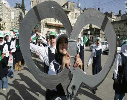 جمعية فلسطينية تدعو إسرائيل للحوار مع السجناء