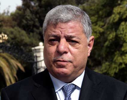 الخصاونة من تركيا : فوجئت بقسوة الرسالة الملكية ضد حكومتي 