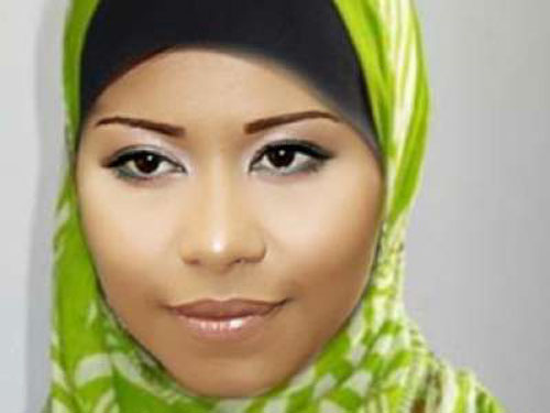 شيرين عبد الوهاب بالحجاب .. صورة تثير الجدل على facebook