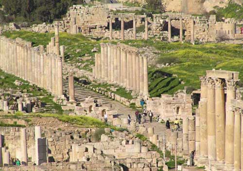 نادي اتحاد جرش ينفذ " مبادرة التطوع من اجل البيئة "