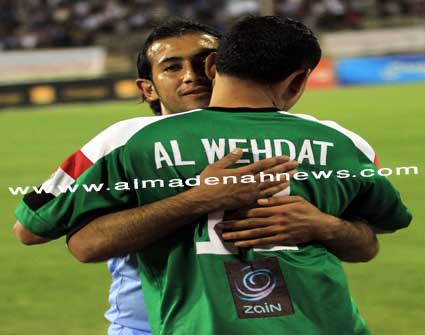 الفيصلي والرمثا لحسم لقب الدوري في مباراة فاصلة الاحد (صور وفيديو)