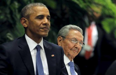 أوباما يختتم زيارته لكوبا باجتماع مع معارضين وحضور مباراة بيسبول مع كاسترو