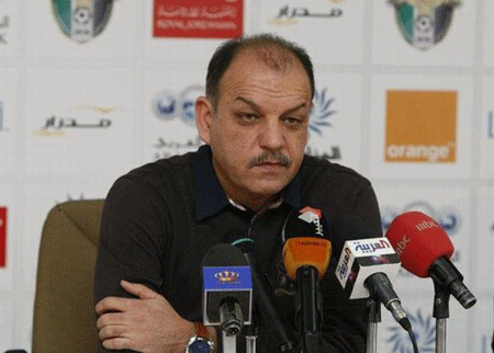 حمد يؤجل الاعلان عن تشكيلة المنتخب الوطني لكرة القدم