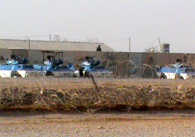 سرقة ممتلكات المجموعة الخامسة بعد وصولها الى ليبرتي من قبل ممثل الحكومة العراقية