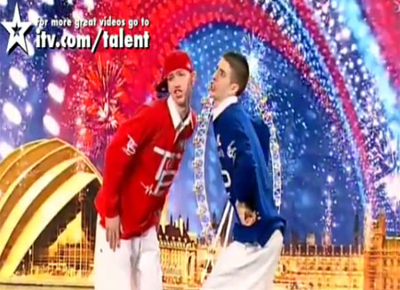 رقص كأنهم العاب صح ؟؟ 