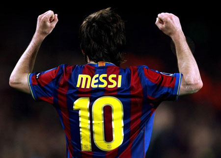 ميسي الهداف التاريخي برباعية في اسبانيول بالليغا الاسبانية (فيديو)