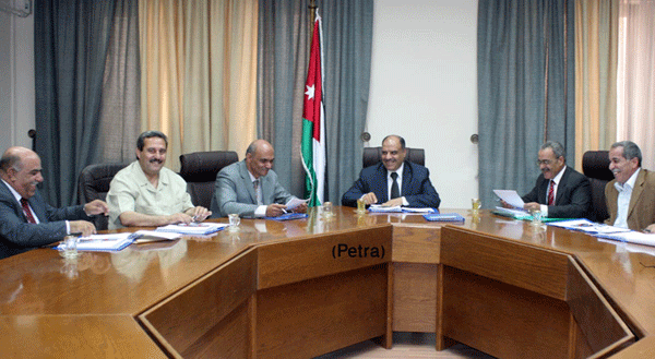 التربية تقرر صرف دفعة جديدة من التعويضات والسلف التربية تقرر صرف دفعة جديدة من التعويضات والسلف