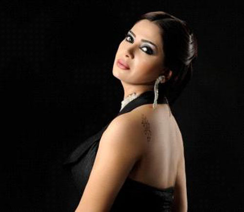 السورية رنا أبيض: اعتذرت عن رفض المسلسلات هذا العام لأن بلادي “مجروحة” السورية رنا أبيض: اعتذرت عن رفض المسلسلات هذا العام لأن بلادي “مجروحة”