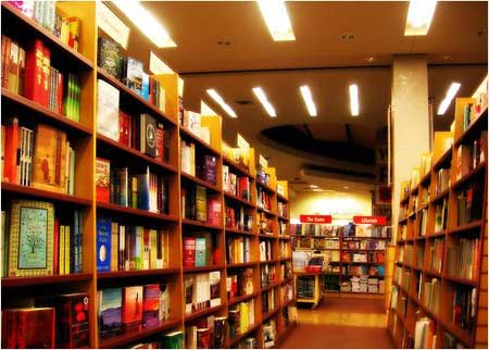 معرض للكتاب في مدرسة ملكا الثانوية للبنات معرض للكتاب في مدرسة ملكا الثانوية للبنات