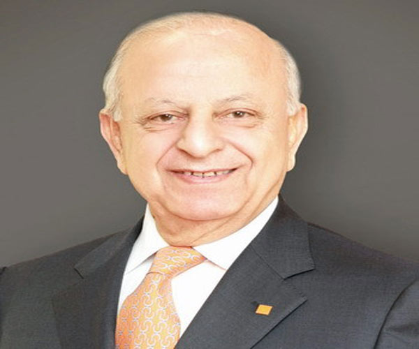 وزير الصناعة يلمح الى الية جديدة لايصال الدعم الحكومي لمستحقية وزير الصناعة يلمح الى الية جديدة لايصال الدعم الحكومي لمستحقية