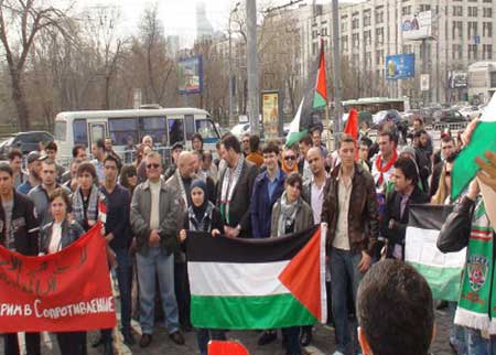 إضراب عن الطعام في موسكو دعماً للأسرى الفلسطينيين