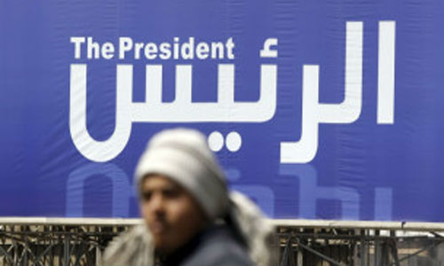 لجنة الانتخابات الرئاسية المصرية توقف عملها وتطالب المجلس العسكري بالتدخل