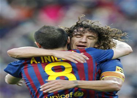 بويول مدافع اسبانيا سيغيب على الارجح عن بطولة اوروبا 2012