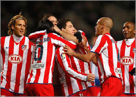 ثنائية فالكاو تقود اتليتيكو مدريد للفوز ببطولة اوروبا