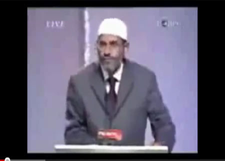 تعتنق الاسلام بعد الاجابه على سؤالها 