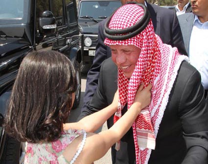 زيارة الملك لعشائر بئر السبع والتعامرة والسواحرة والعبيدية والجهالين وأهالي بيت فجار ( صور وفيديو ) زيارة الملك لعشائر بئر السبع والتعامرة والسواحرة والعبيدية والجهالين وأهالي بيت فجار ( صور وفيديو )
