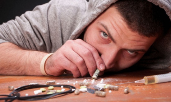 يوم علمي حول مخاطر الادمان في مستشفى الامير حسين بن عبدالله