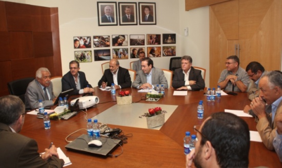 أمين عمان يبحث مع هيئة المكاتب الهندسية تعزيز التعاون مع الأمانة