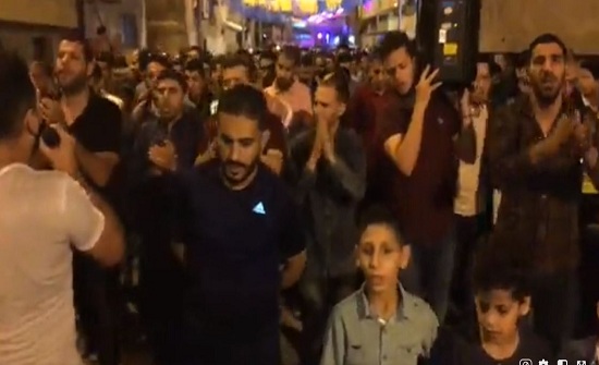 بالصور : مسيرة من حي الطفايلة باتجاه وسط البلد بالصور : مسيرة من حي الطفايلة باتجاه وسط البلد