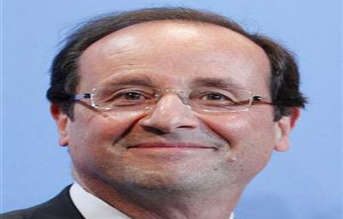 أولوند يتسلم رئاسة فرنسا