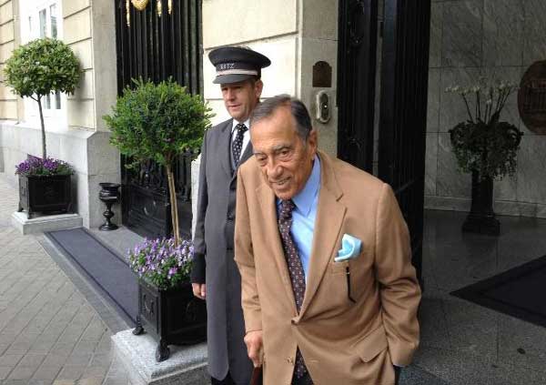 سفير مصر بإسبانيا: بدء الاتصالات لإنهاء إجراءات تسليم حسين سالم لمصر