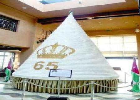 مدارس المزار الجنوبي تحتفل يعيد الاستقلال ويوم الجيش 