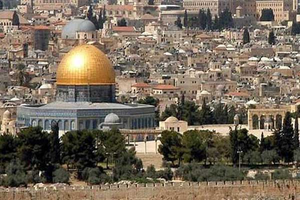 الهيئة الإسلامية المسيحية تستنكر مسيرة للمتطرفين بالقدس  