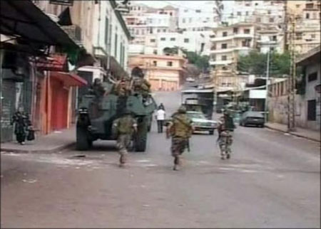 القضاء اللبناني يخلي بكفالة ناشطا إسلاميا تسبب توقيفه في ارتفاع حدة التوتر