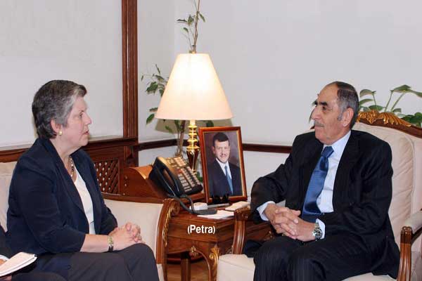 وزير الداخلية يلتقي وزيرة الامن القومي الاميركية