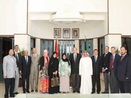 وفد الإعتماد الكويتي يزور جامعة الشرق الأوسط