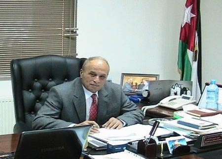اقتطاع 15% من رواتب مديري مؤسسة المتقاعدين العسكريين لخزينة الدولة اقتطاع 15% من رواتب مديري مؤسسة المتقاعدين العسكريين لخزينة الدولة