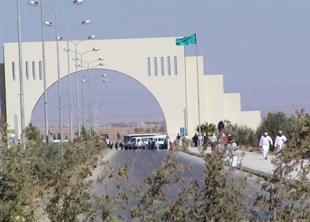 افتتاح فعاليات مؤتمر المرور "كفى" في جامعة ال البيت 