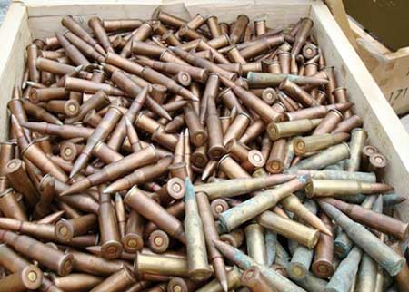 تفجير مغارة تحوي ذخائر في منطقة النصر تفجير مغارة تحوي ذخائر في منطقة النصر