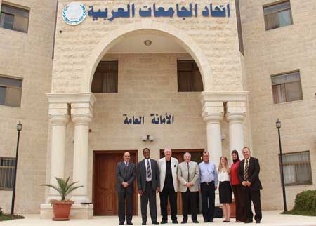  وفد من جامعة جونز هوبيكنز الأمريكية يزور اتحاد الجامعات العربيه