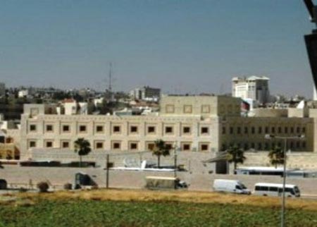 السفارة الأميركية: حكومتنا ترفض إعادة تعريف اللاجئ الفلسطيني السفارة الأميركية: حكومتنا ترفض إعادة تعريف اللاجئ الفلسطيني