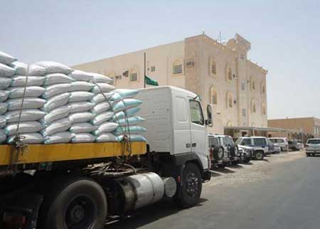 اردني في السعودية يتعرض للدهس وينقذ طفلة من تحت شاحنة اردني في السعودية يتعرض للدهس وينقذ طفلة من تحت شاحنة