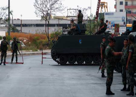 استمرار المواجهات المسلحة  في مدينة طرابلس رغم انتشار الجيش 