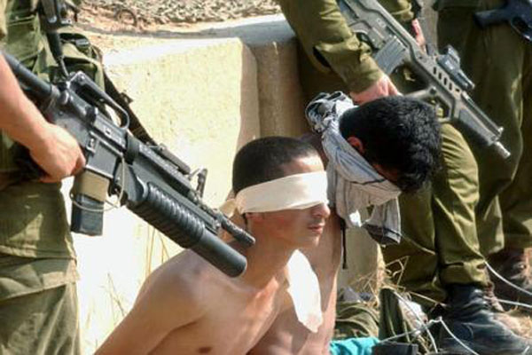 قوات  النحشون   الاسرائيلية تعتدي على أسرى في سجن  ريمون  