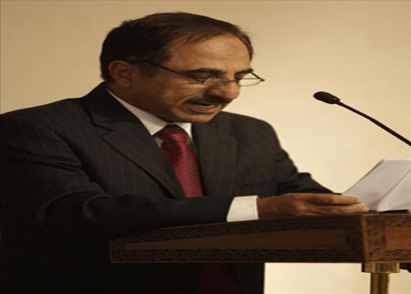 محافظ الزرقاء: خدمة المواطن ضرورة تستدعي تكاتف الجهود المشتركة  