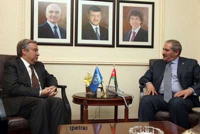 الاردن ومفوضية اللاجئين يبحثان مساعدة السوريين في الاردن  