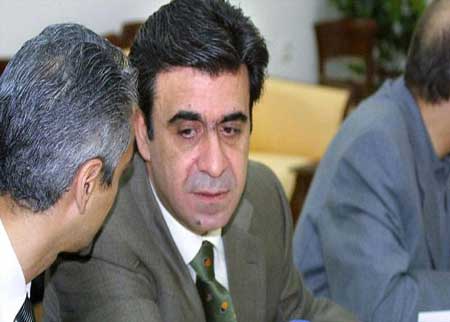 محكمة فلسطينية تقضي بسجن مستشار عرفات 15 عاما