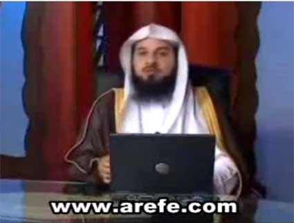 عن التحدث اثناء خطبة الجمعة