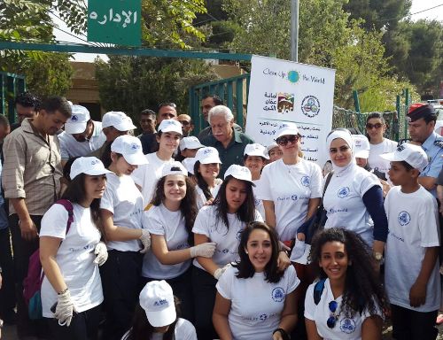 الاردن يشارك العالم في حملة " نظفوا العالم " الاردن يشارك العالم في حملة " نظفوا العالم "