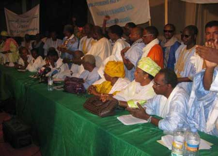 زنوج موريتانيا: ولد فال حرض علينا